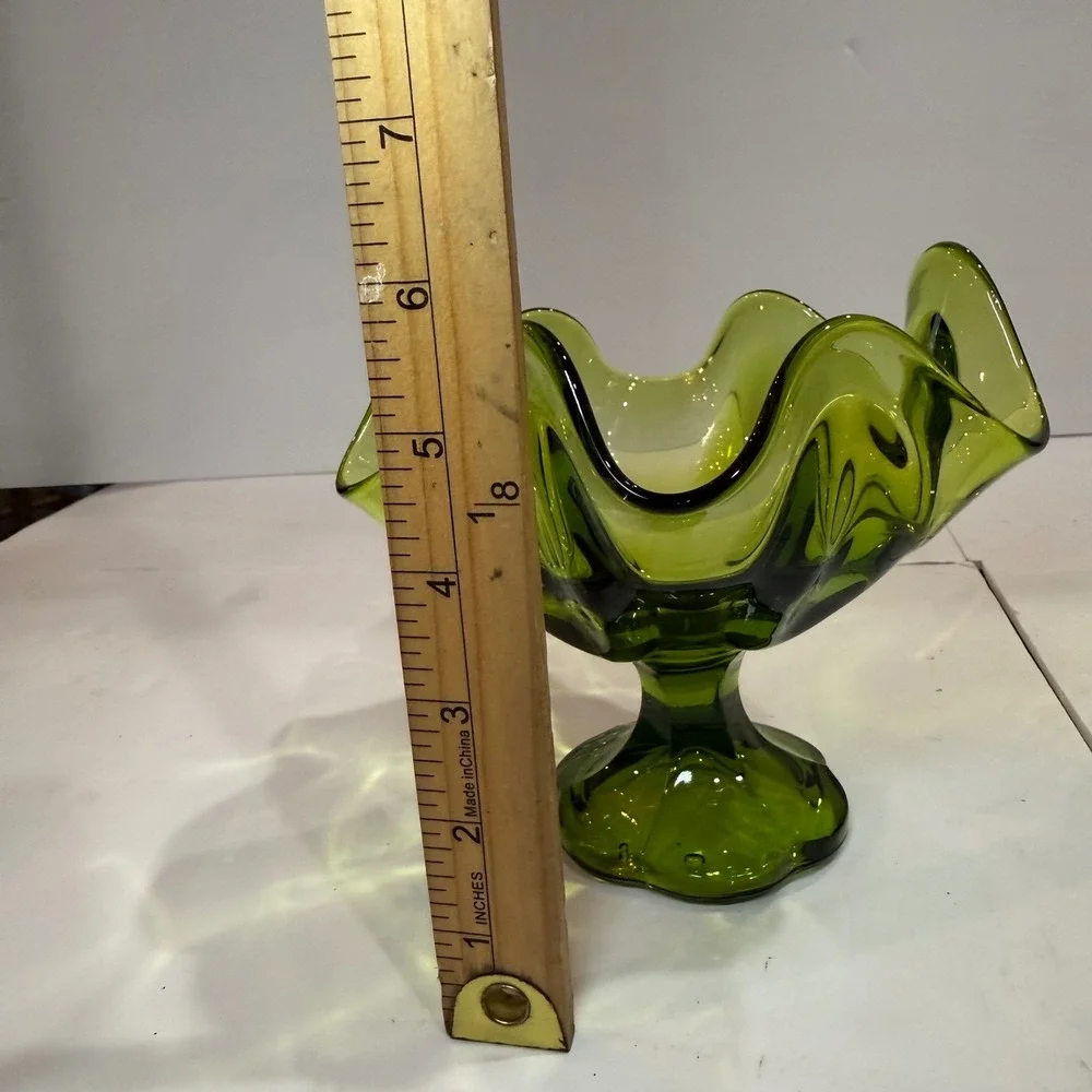 Vintage Avocado Green Glass Compote Bowl MCM GrandmaCore Pedestal L.E. Smith